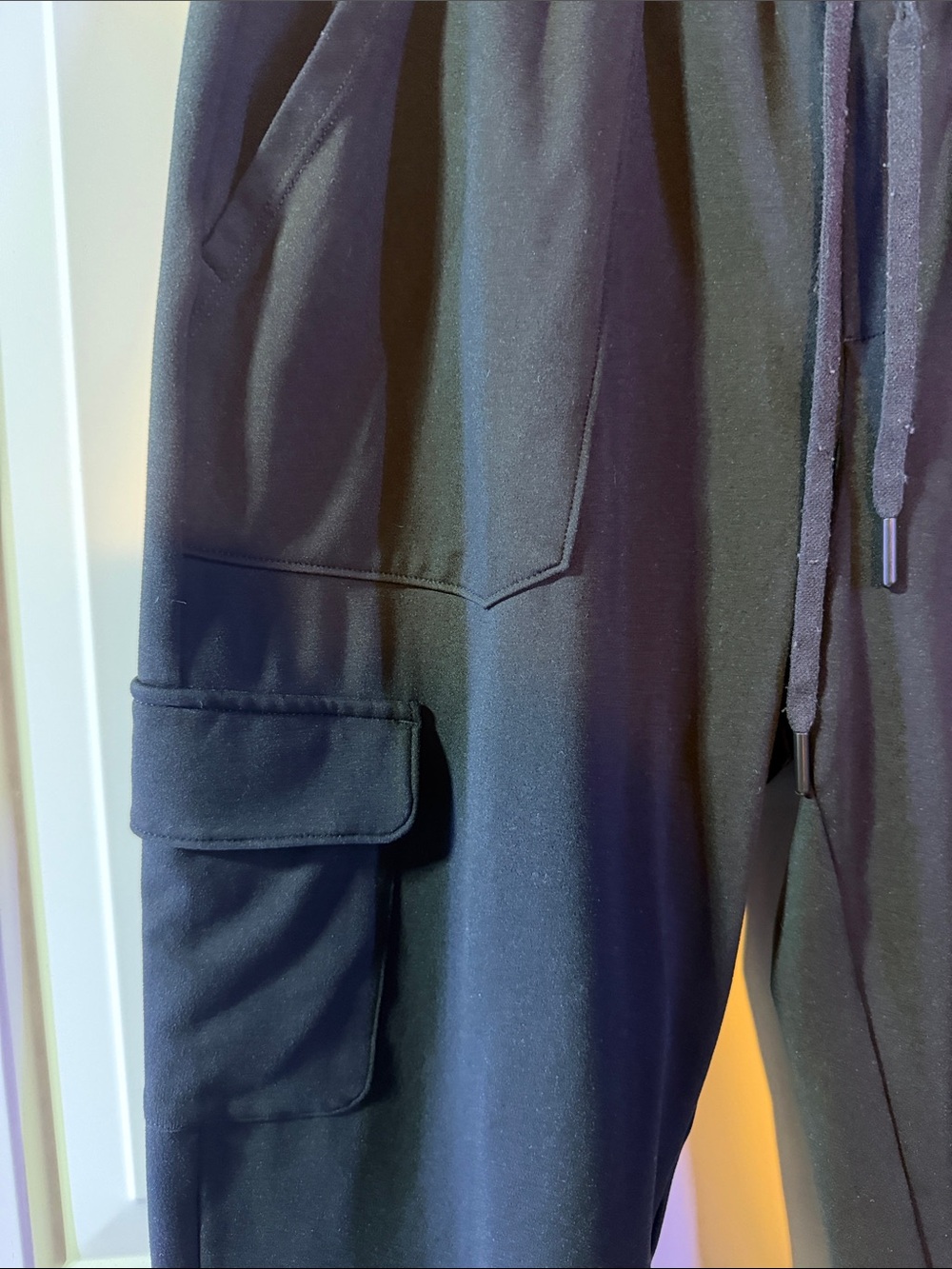 Mondetta Black Cargo Jogger Pants - Elastic Waist with Drawstring- medium - Picture 3 of 8